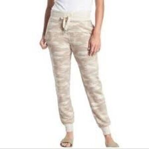 Women's Athleta  Beige Camo Jogger Pants  size xxs